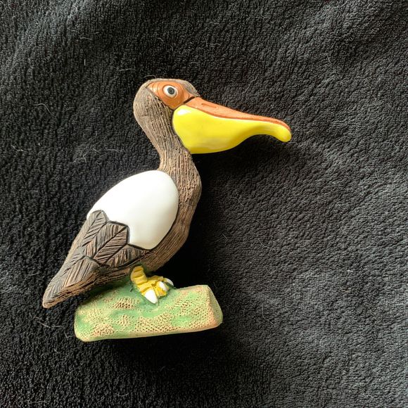 Pair of  Pelican Figurines - colorful (brown, white, yellow, tan, green base) - Picture 8 of 9